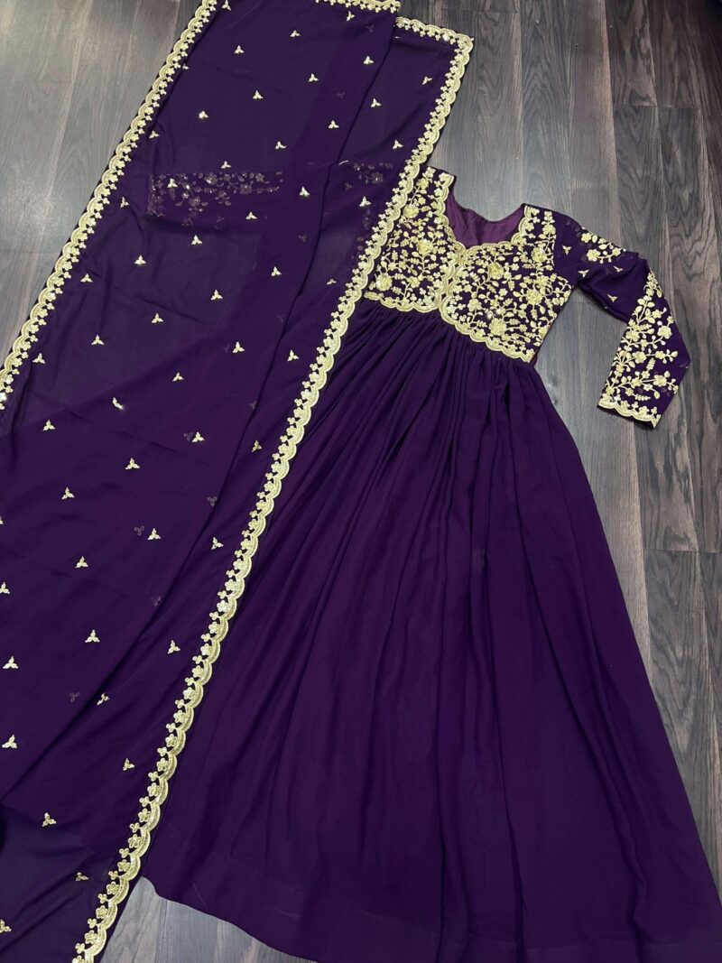 Wholesale Gown Suppliers